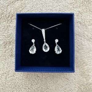 Swarovski Necklace and Earring Set